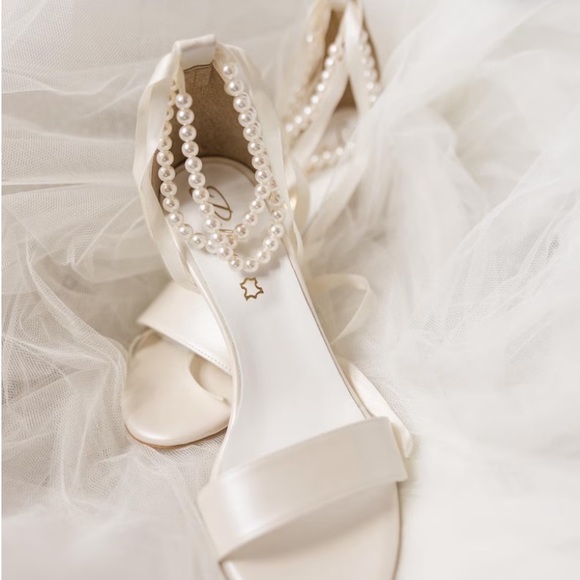 Pelino Pearl Bridal Sandal